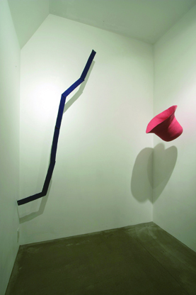 ものさしとドアノブ